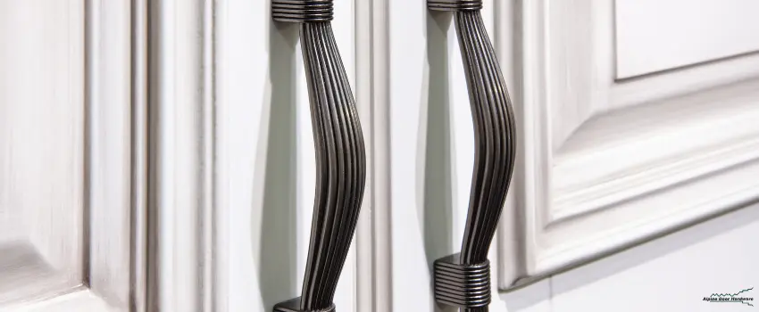 ADH-Stylish cabinet handle